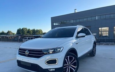 Volkswagen T-Roc I, 2022 год, 1 680 005 рублей, 1 фотография