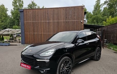 Porsche Cayenne III, 2015 год, 3 850 000 рублей, 1 фотография