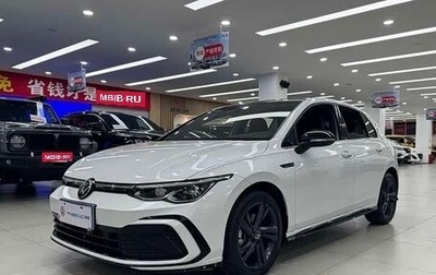 Volkswagen Golf VIII, 2023 год, 1 915 000 рублей, 1 фотография