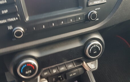 KIA Rio IV, 2017 год, 1 427 000 рублей, 9 фотография