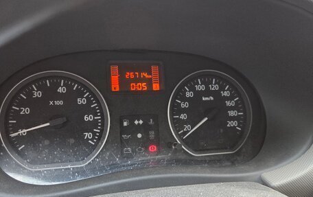 Renault Logan I, 2010 год, 610 000 рублей, 8 фотография