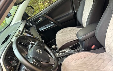 Toyota RAV4, 2017 год, 2 600 000 рублей, 10 фотография