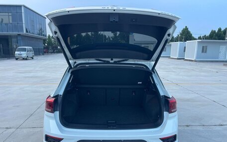 Volkswagen T-Roc I, 2022 год, 1 680 005 рублей, 4 фотография