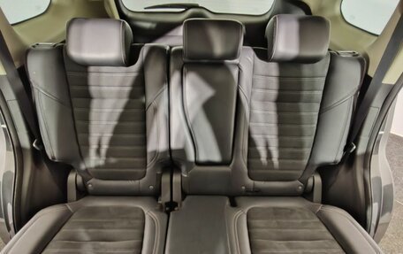 Mitsubishi Outlander III рестайлинг 3, 2022 год, 2 690 000 рублей, 14 фотография