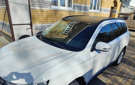 Mitsubishi Outlander III рестайлинг 3, 2013 год, 1 490 000 рублей, 9 фотография