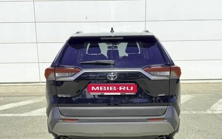 Toyota RAV4, 2019 год, 2 550 000 рублей, 7 фотография