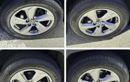 Toyota RAV4, 2019 год, 2 550 000 рублей, 21 фотография