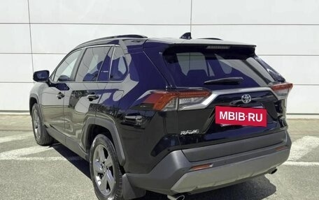 Toyota RAV4, 2019 год, 2 550 000 рублей, 8 фотография