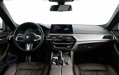 BMW 5 серия, 2017 год, 4 150 000 рублей, 15 фотография
