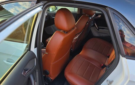 Audi A1, 2012 год, 1 150 000 рублей, 11 фотография