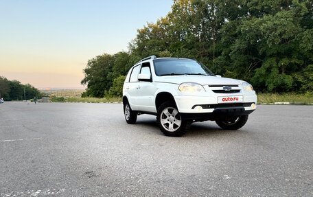 Chevrolet Niva I рестайлинг, 2012 год, 435 000 рублей, 3 фотография