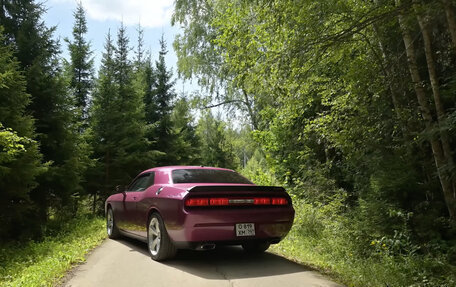 Dodge Challenger III рестайлинг 2, 2008 год, 2 800 000 рублей, 7 фотография