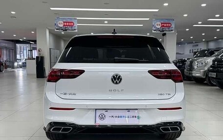 Volkswagen Golf VIII, 2023 год, 1 915 000 рублей, 4 фотография