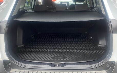 Toyota RAV4, 2021 год, 3 400 000 рублей, 9 фотография