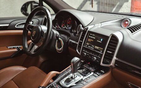 Porsche Cayenne III, 2015 год, 3 850 000 рублей, 15 фотография