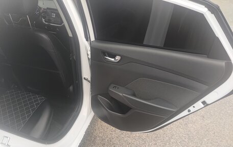 Hyundai Solaris II рестайлинг, 2021 год, 1 350 000 рублей, 12 фотография