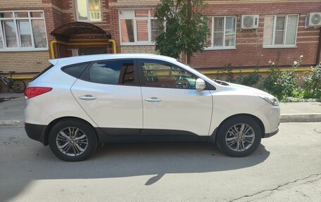 Hyundai ix35 I рестайлинг, 2015 год, 1 370 000 рублей, 2 фотография