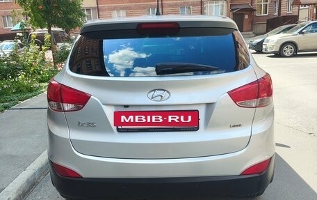 Hyundai ix35 I рестайлинг, 2015 год, 1 370 000 рублей, 4 фотография
