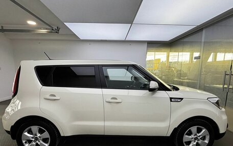 KIA Soul II рестайлинг, 2019 год, 1 500 000 рублей, 5 фотография