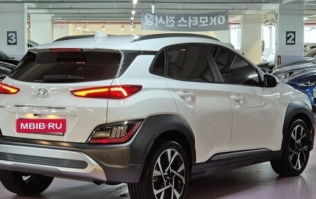 Hyundai Kona I, 2022 год, 1 550 000 рублей, 3 фотография