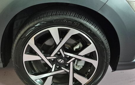 Hyundai Kona I, 2022 год, 1 550 000 рублей, 18 фотография