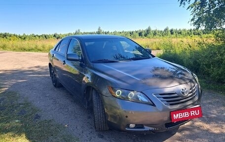 Toyota Camry, 2008 год, 750 000 рублей, 6 фотография