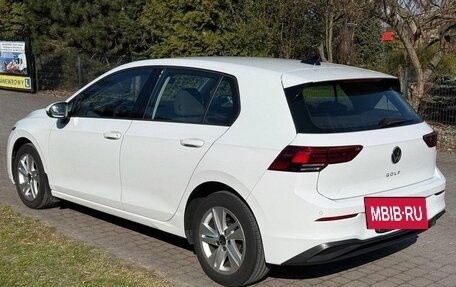 Volkswagen Golf VIII, 2022 год, 1 950 000 рублей, 5 фотография