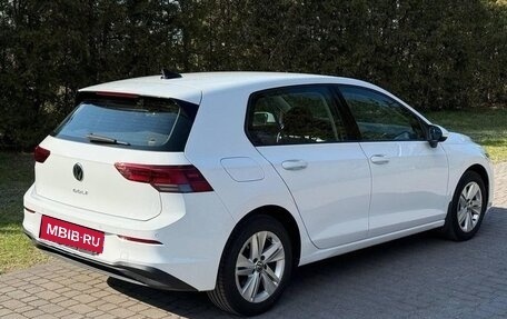 Volkswagen Golf VIII, 2022 год, 1 950 000 рублей, 6 фотография
