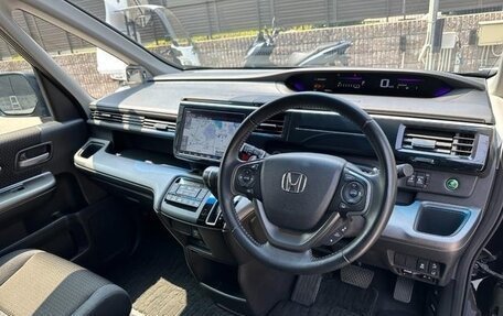 Honda Stepwgn IV, 2021 год, 1 820 000 рублей, 23 фотография