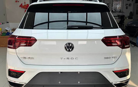 Volkswagen T-Roc I, 2022 год, 1 670 077 рублей, 6 фотография