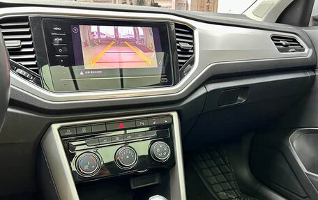 Volkswagen T-Roc I, 2022 год, 1 670 077 рублей, 9 фотография
