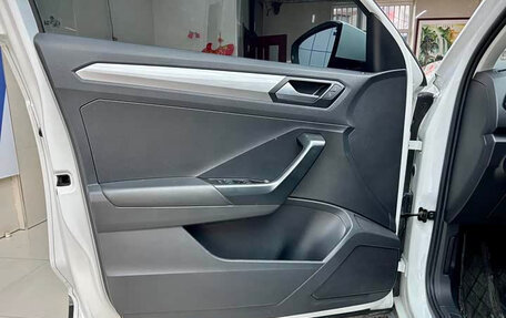 Volkswagen T-Roc I, 2022 год, 1 670 077 рублей, 11 фотография