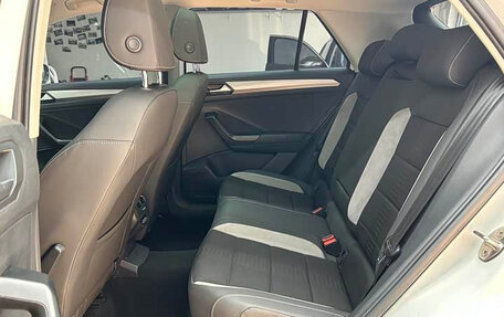 Volkswagen T-Roc I, 2022 год, 1 670 077 рублей, 12 фотография