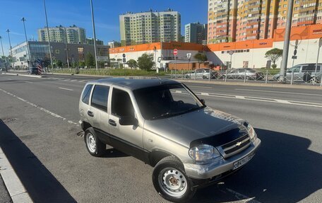 Chevrolet Niva I рестайлинг, 2009 год, 195 000 рублей, 10 фотография