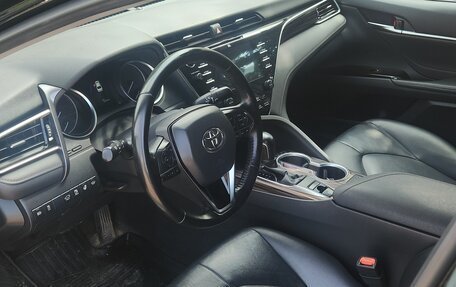 Toyota Camry, 2019 год, 2 700 000 рублей, 23 фотография