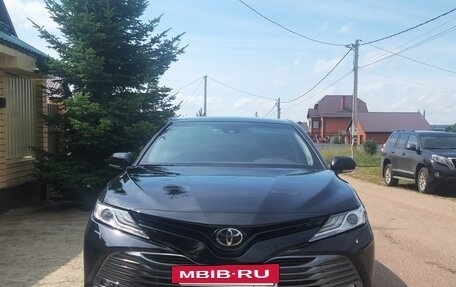 Toyota Camry, 2019 год, 2 700 000 рублей, 20 фотография