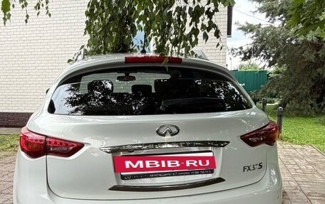 Infiniti FX II, 2011 год, 1 690 000 рублей, 2 фотография