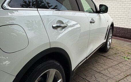 Infiniti FX II, 2011 год, 1 690 000 рублей, 4 фотография