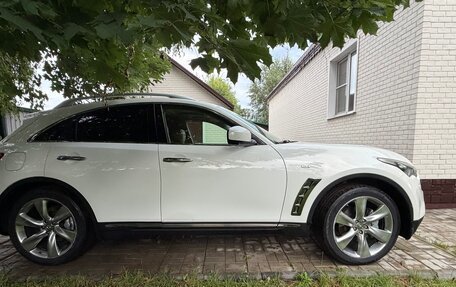 Infiniti FX II, 2011 год, 1 690 000 рублей, 17 фотография