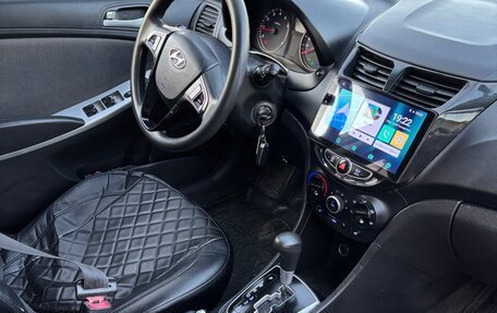 Hyundai Solaris II рестайлинг, 2013 год, 655 000 рублей, 11 фотография