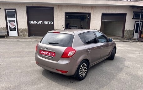 KIA cee'd I рестайлинг, 2012 год, 705 000 рублей, 2 фотография
