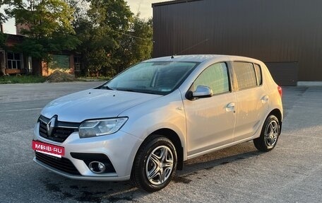 Renault Sandero II рестайлинг, 2018 год, 950 000 рублей, 6 фотография