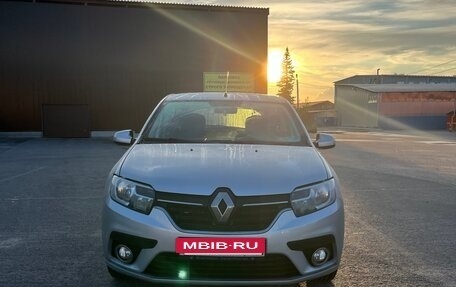 Renault Sandero II рестайлинг, 2018 год, 950 000 рублей, 3 фотография