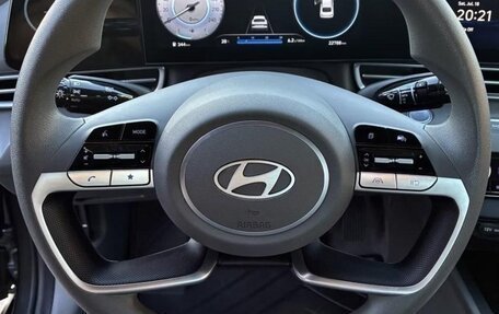 Hyundai Elantra, 2023 год, 1 800 000 рублей, 5 фотография