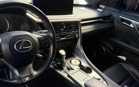 Lexus RX IV рестайлинг, 2020 год, 5 360 000 рублей, 3 фотография