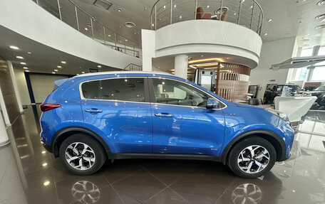 KIA Sportage IV рестайлинг, 2021 год, 2 498 000 рублей, 8 фотография