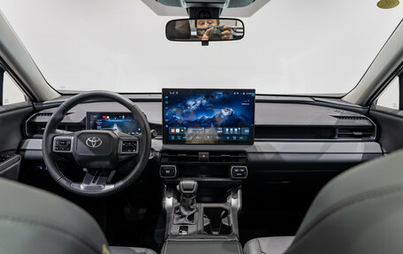 Toyota RAV4, 2026 год, 4 500 000 рублей, 11 фотография