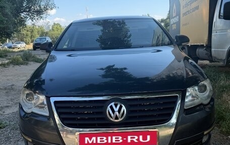 Volkswagen Passat B6, 2005 год, 510 000 рублей, 1 фотография