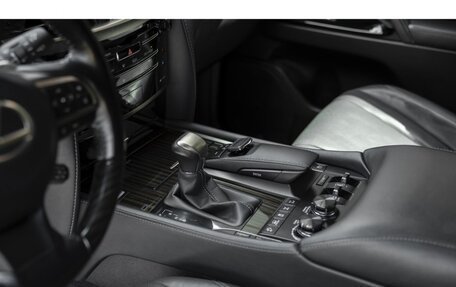 Lexus LX III, 2021 год, 9 900 000 рублей, 14 фотография