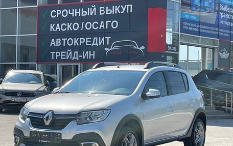 Renault Sandero II рестайлинг, 2020 год, 1 199 000 рублей, 1 фотография